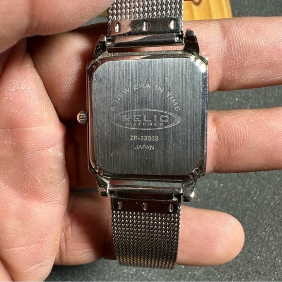 Relic Ladies Quartz Watch Date Just Squared Silver/Gold Tone Working ZR-33023 - Picture 7 of 8